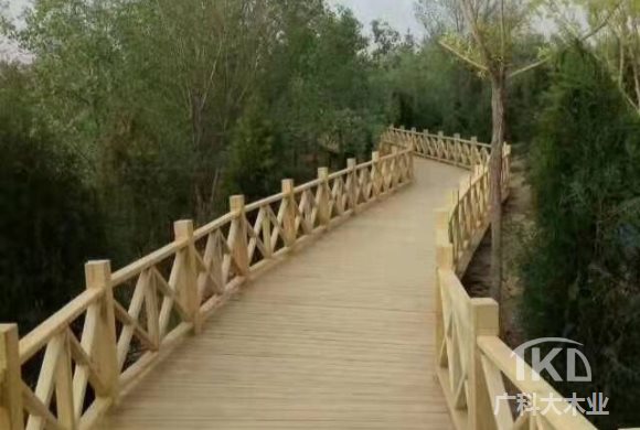 阳泉防腐木步道